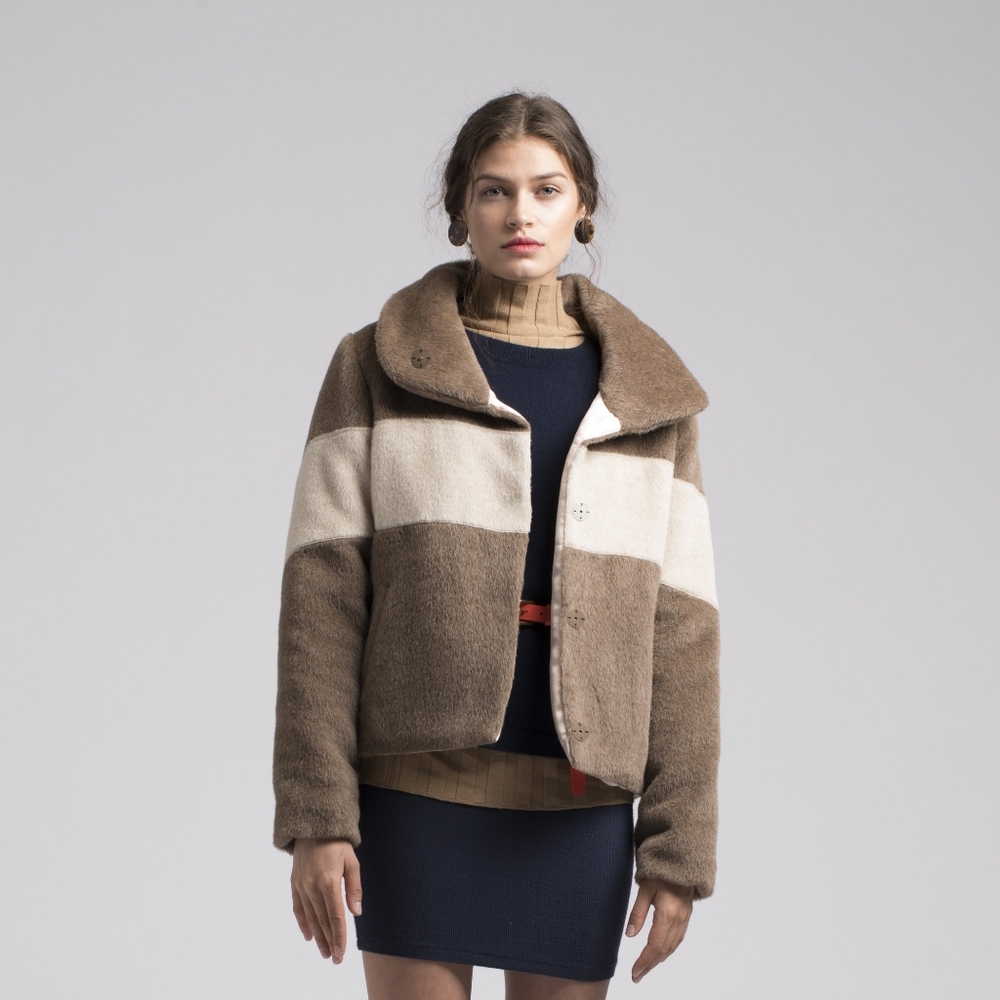 Cropped Llama Wool Padded Coat